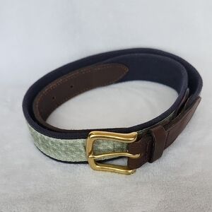 Vineyard Vines Whale Canvas Club Belt Whale Print Size 32 GUC